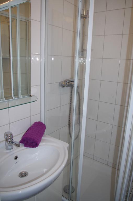 Apartamento Ad Monte Cochem Habitación foto